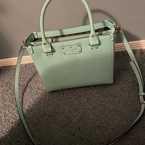 Light blue barely worn Kate Spade bag! Beautiful turquoise color